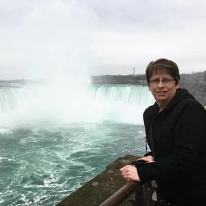 Meet your Posher, Debbie